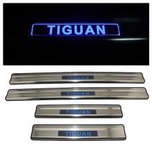       Volkswagen Tiguan ( ),2010