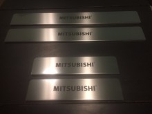     Mitsubishi Outlander( ) 2014-2015,